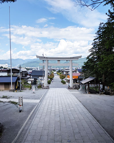 諏訪大社上社参道