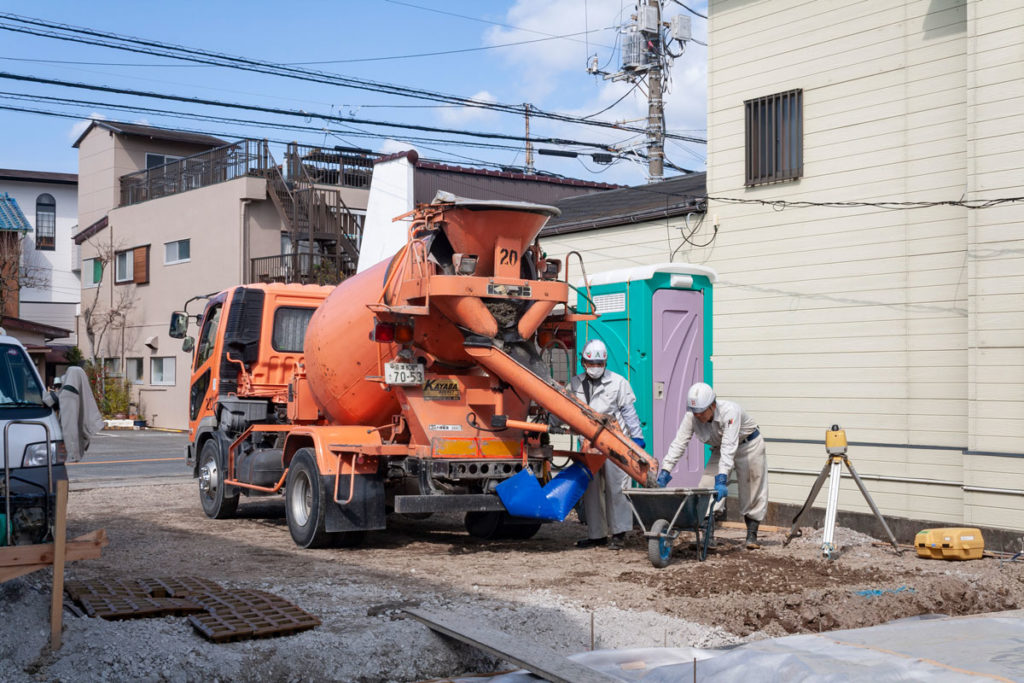 基礎の基礎、捨てコン