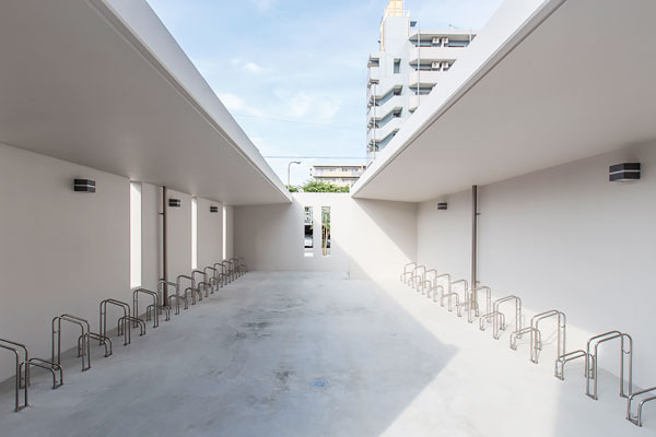 整然としたマンション駐輪場