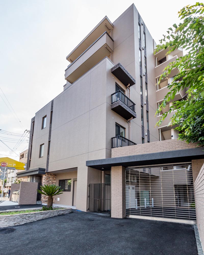 電動シャッター付き駐輪場の様子