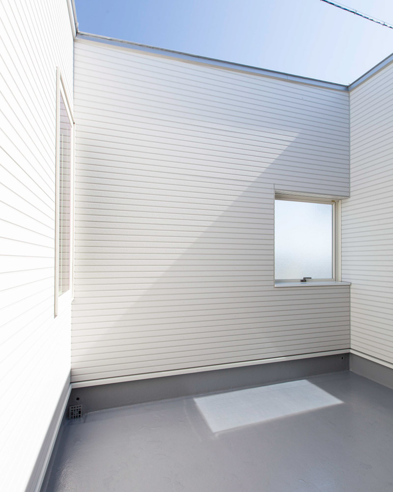 やすもと歯科医院:ベランダ・バルコニー01