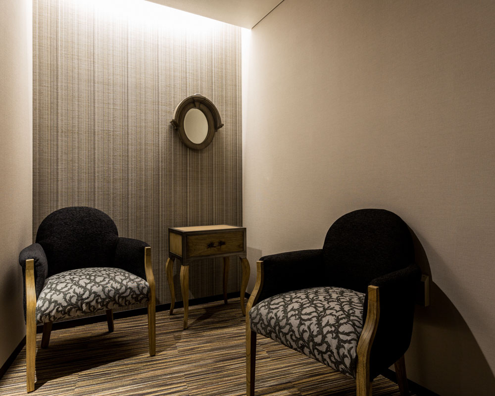 共用部の寛ぎスペース。まるでホテルのような空間。