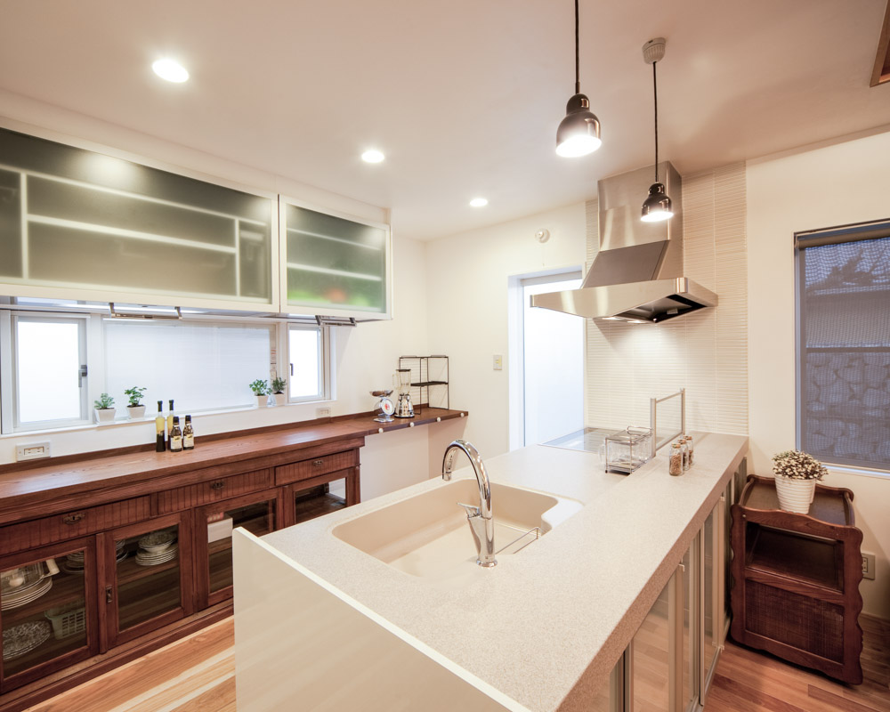 フルフラットタイプの対面キッチン