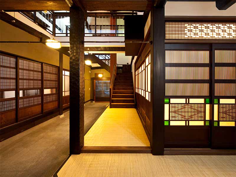 注文住宅：施工事例：「大正浪漫邸宅」を見る 