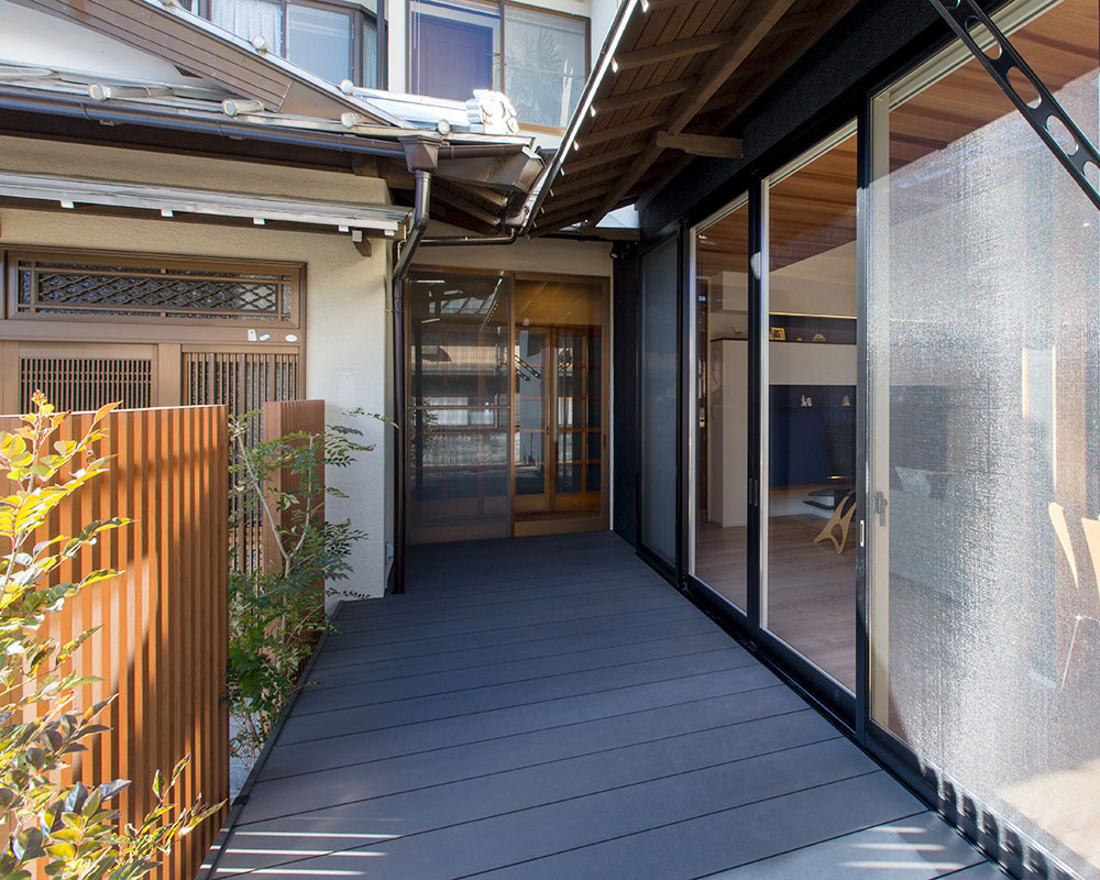 新設したウッドデッキ