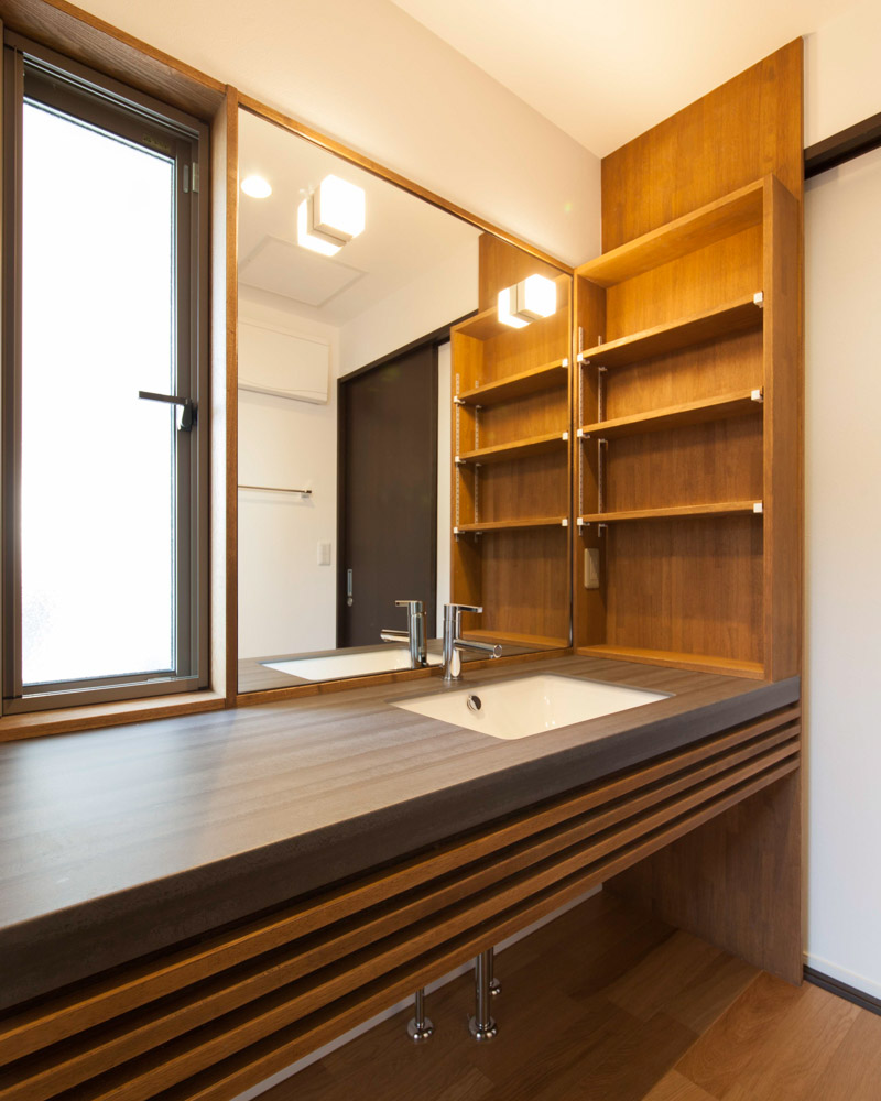 大工が作ったオリジナル洗面台