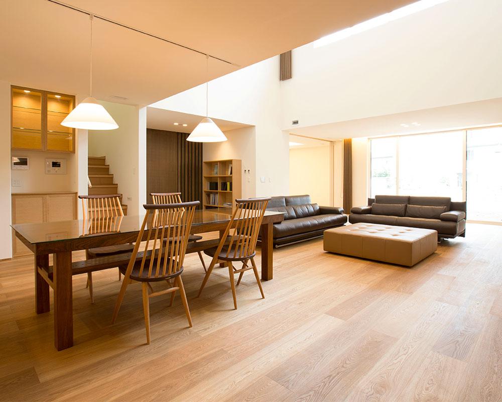 この住宅の中心的空間である広いLDK