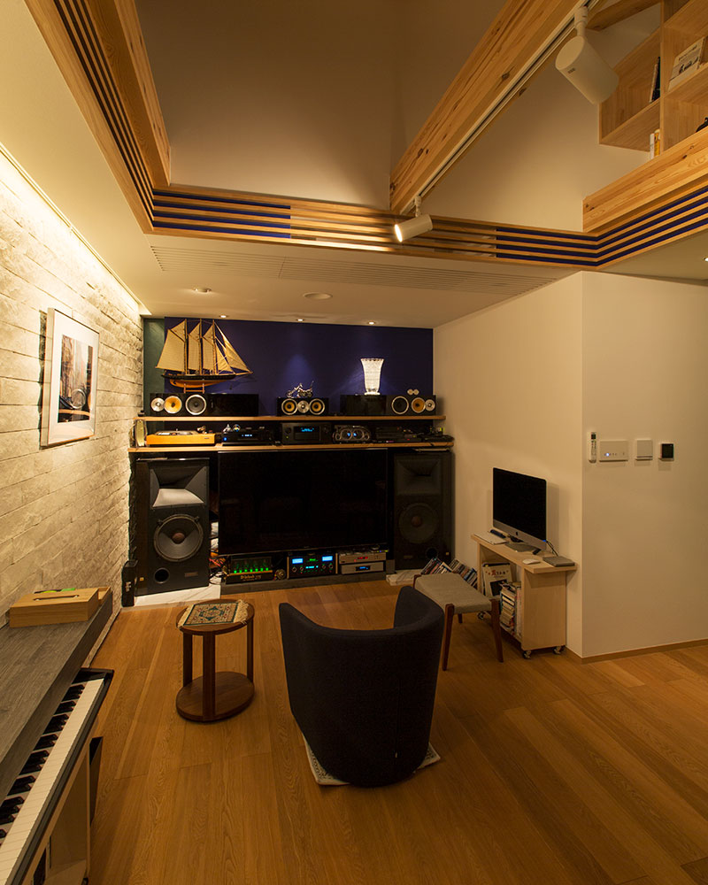 趣味に没頭できるオーディオルーム