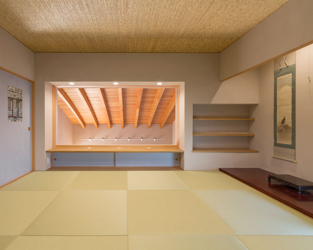 大開口を持つ2階和室