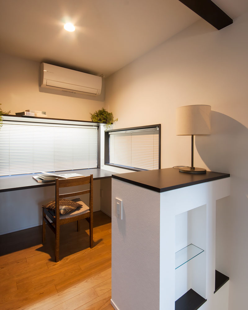 小上がりの書斎