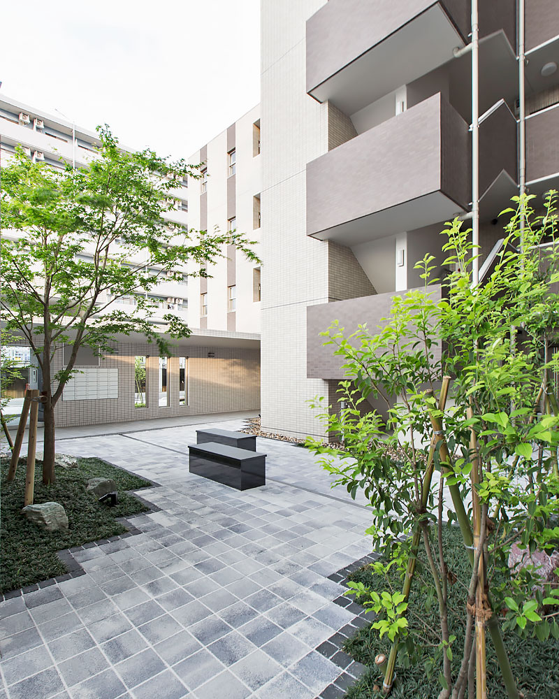 パラッツォ淵野辺中庭