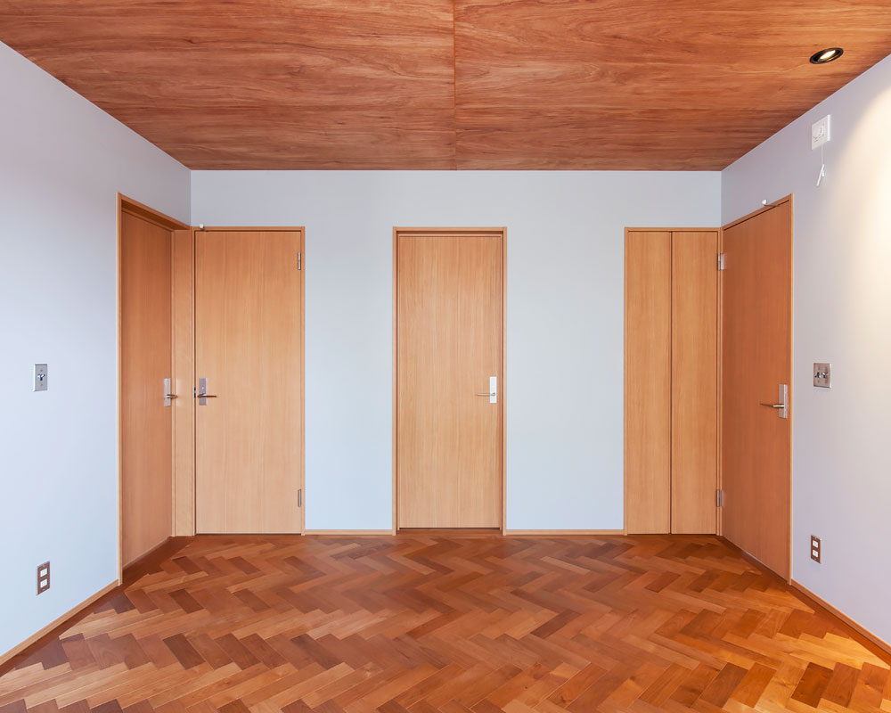 5つの扉を持つ子世帯リビング