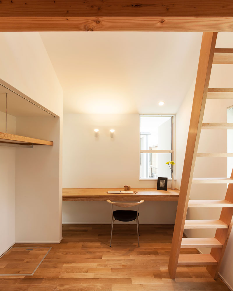 ロフトつき子供部屋