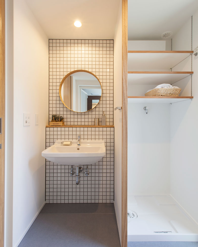 タイルを張った洗面