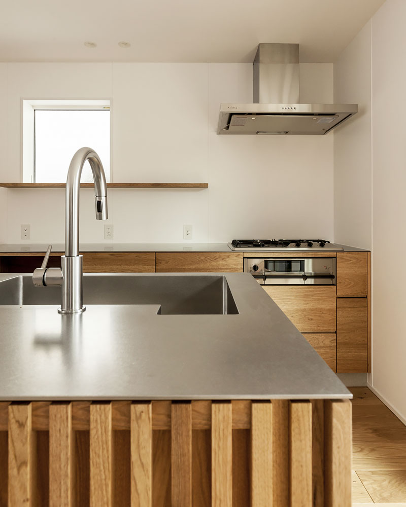 オーダーメイドのフルフラットキッチン