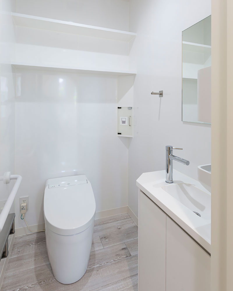 検尿ボックスを設けたトイレ