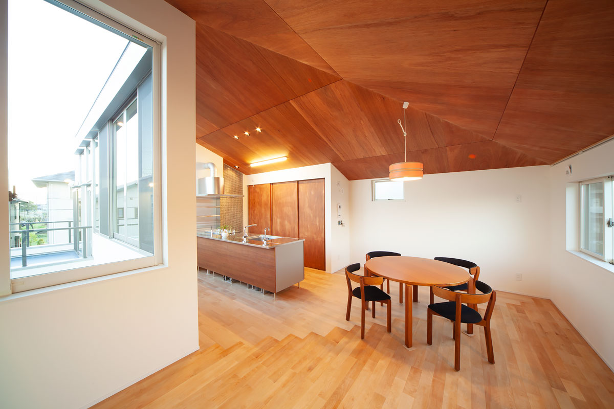 くの字型に曲がるLDK