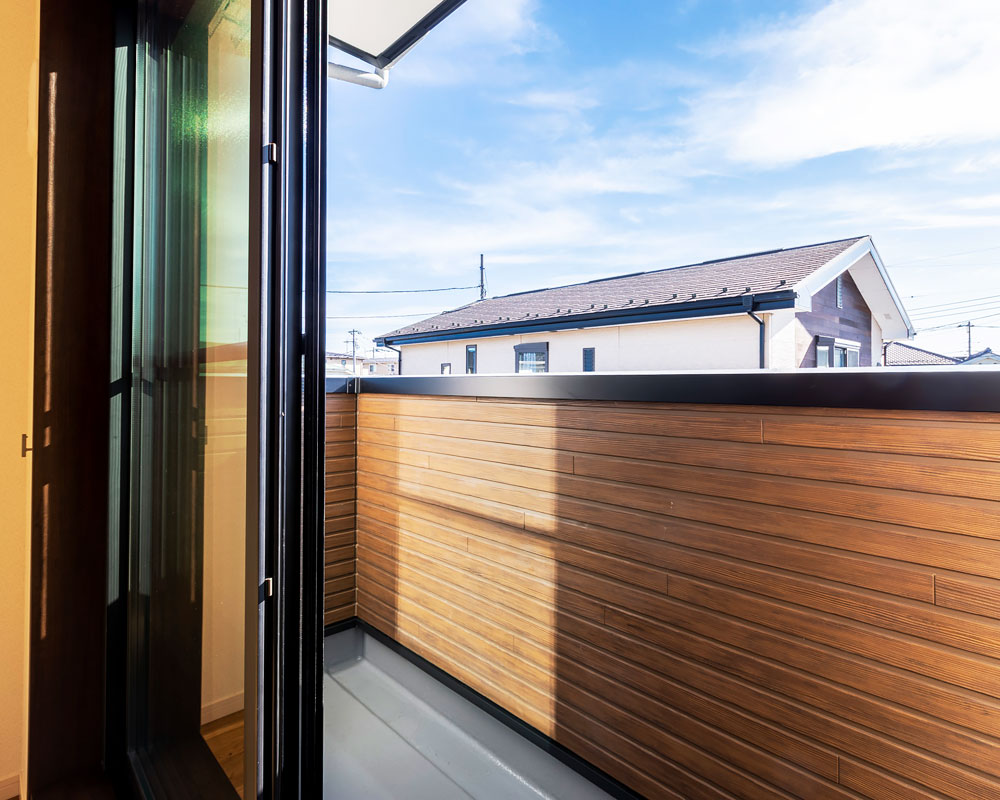 ヴェルメウエスタ木製バルコニー