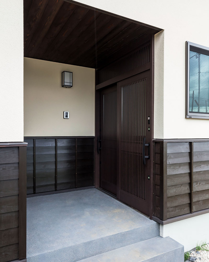 三和土土間のある玄関