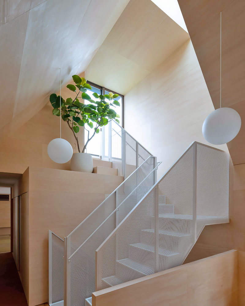 階段と吹き抜け