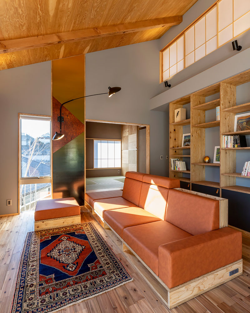 漆壁をアクセントにしたLDK