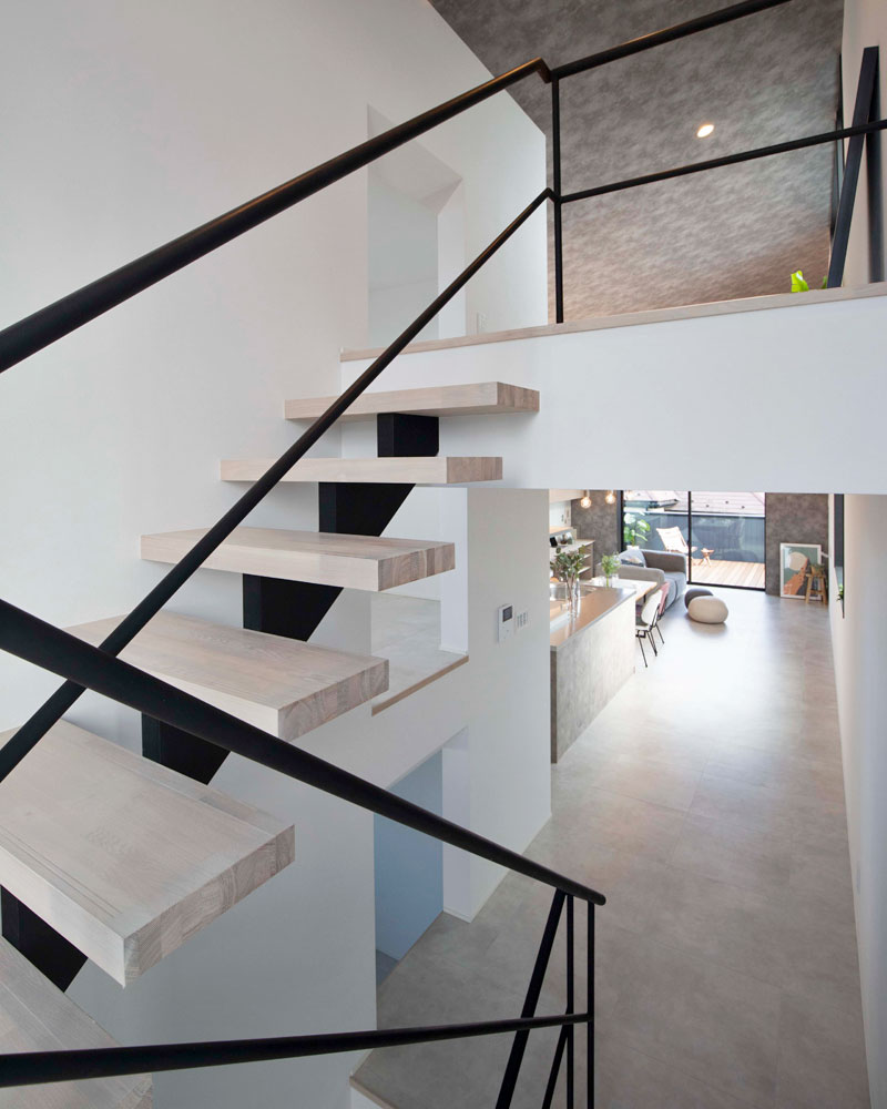 スキップフロアで繋がる住まい